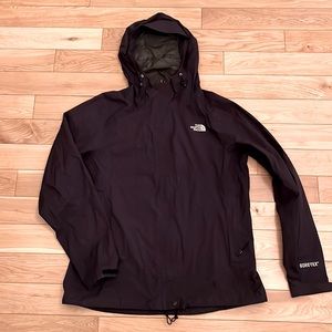 North Face Women’s Raincoat
